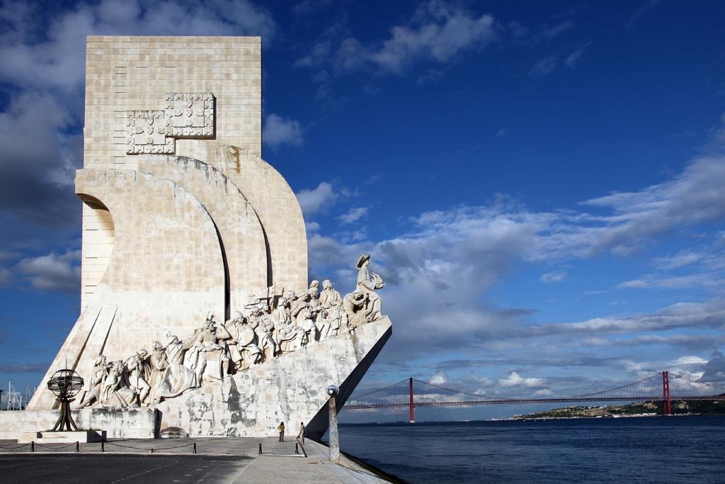 Hotel Jeronimos 8 Lisbon Exterior photo